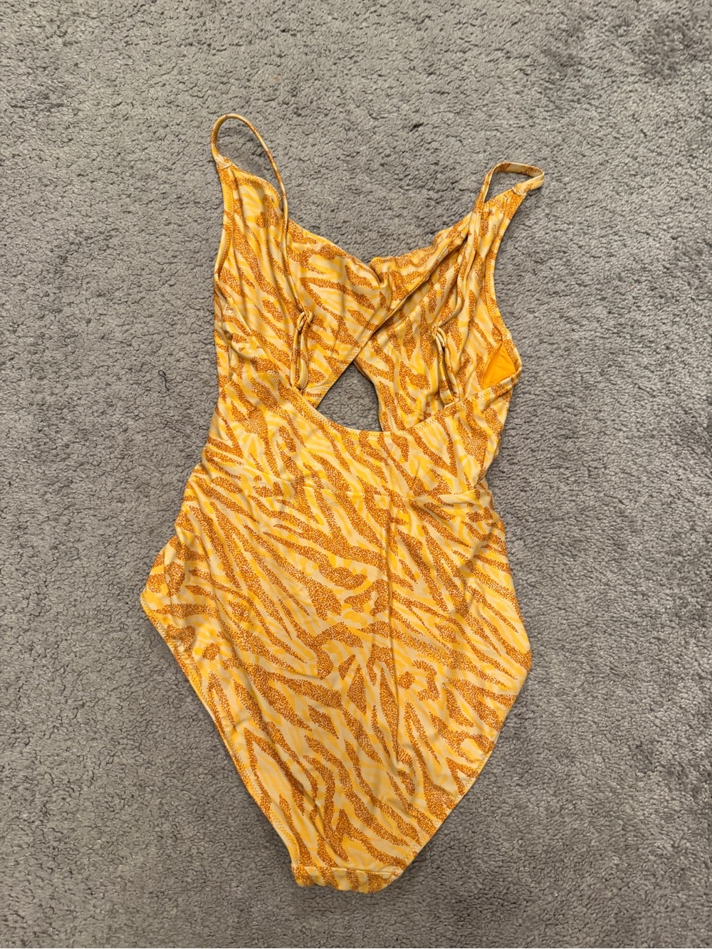 Aerie one piece swimsuit (M)